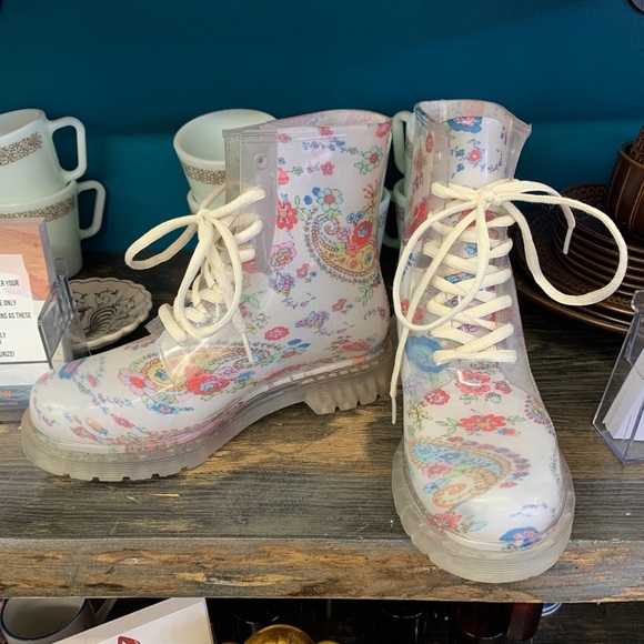 ‘Gossip’ Lace Up Combat Jelly Boots - Picture 5 of 7